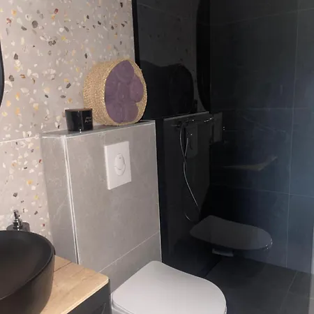 Golden Apartman